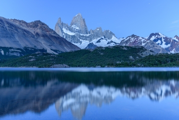 Cerro Fitz Roy (desde laguna Capri), El Chaltén, Santa Cruz, Argentina